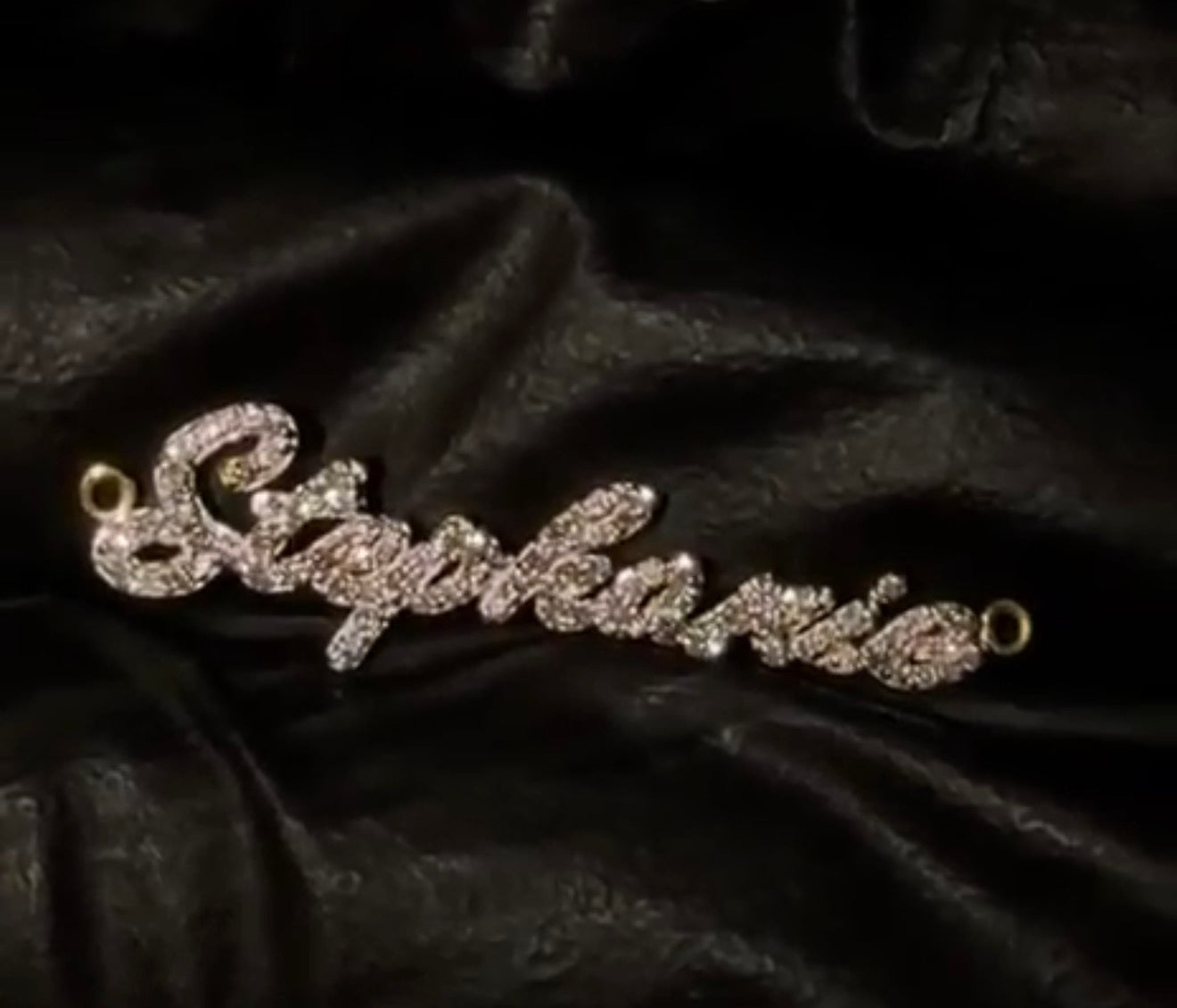Collar Con Nombre Personalizado En Oro Sólido 14k y Diamantes naturales