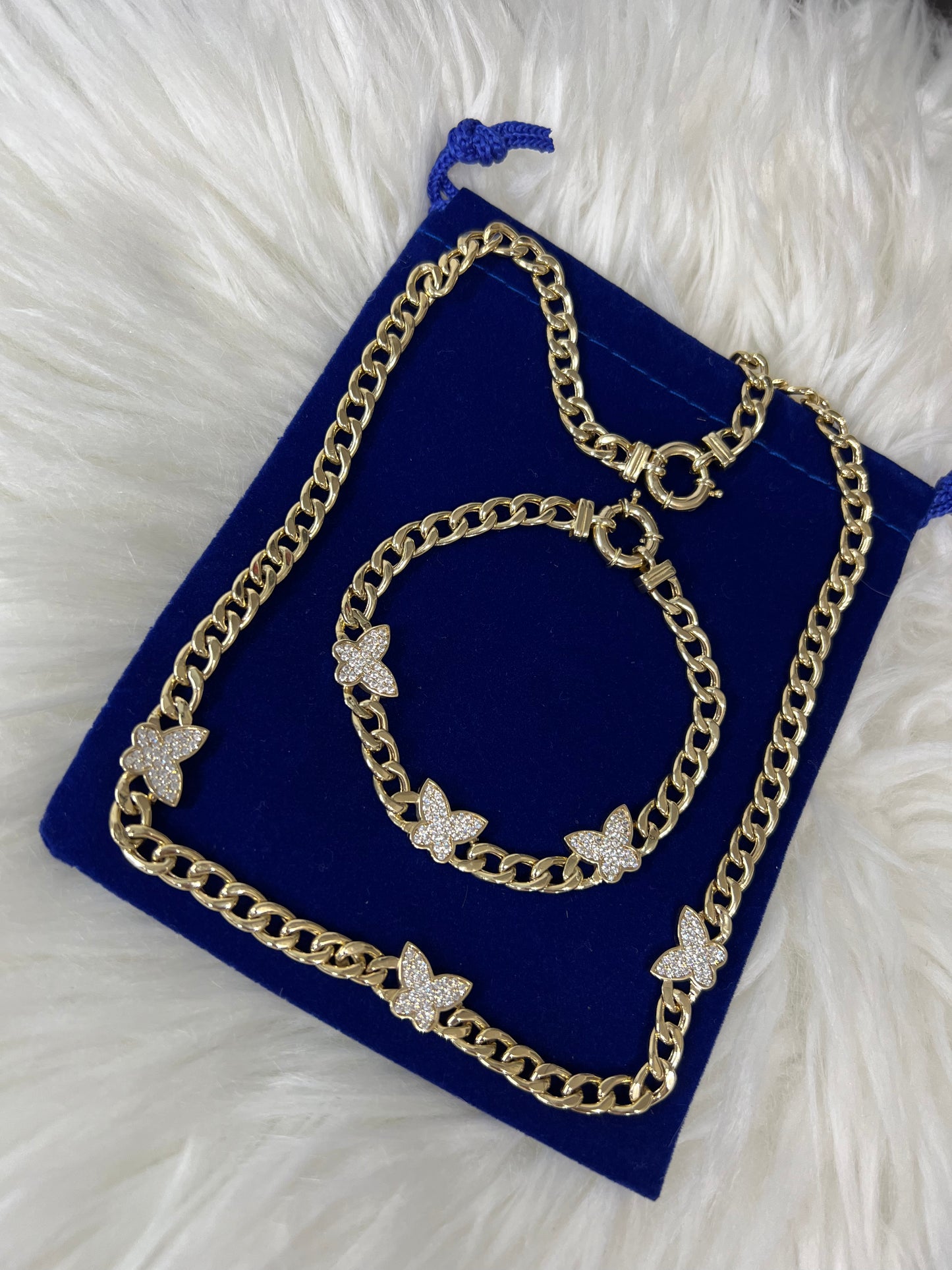 19/Chokers & Bracelet 10k