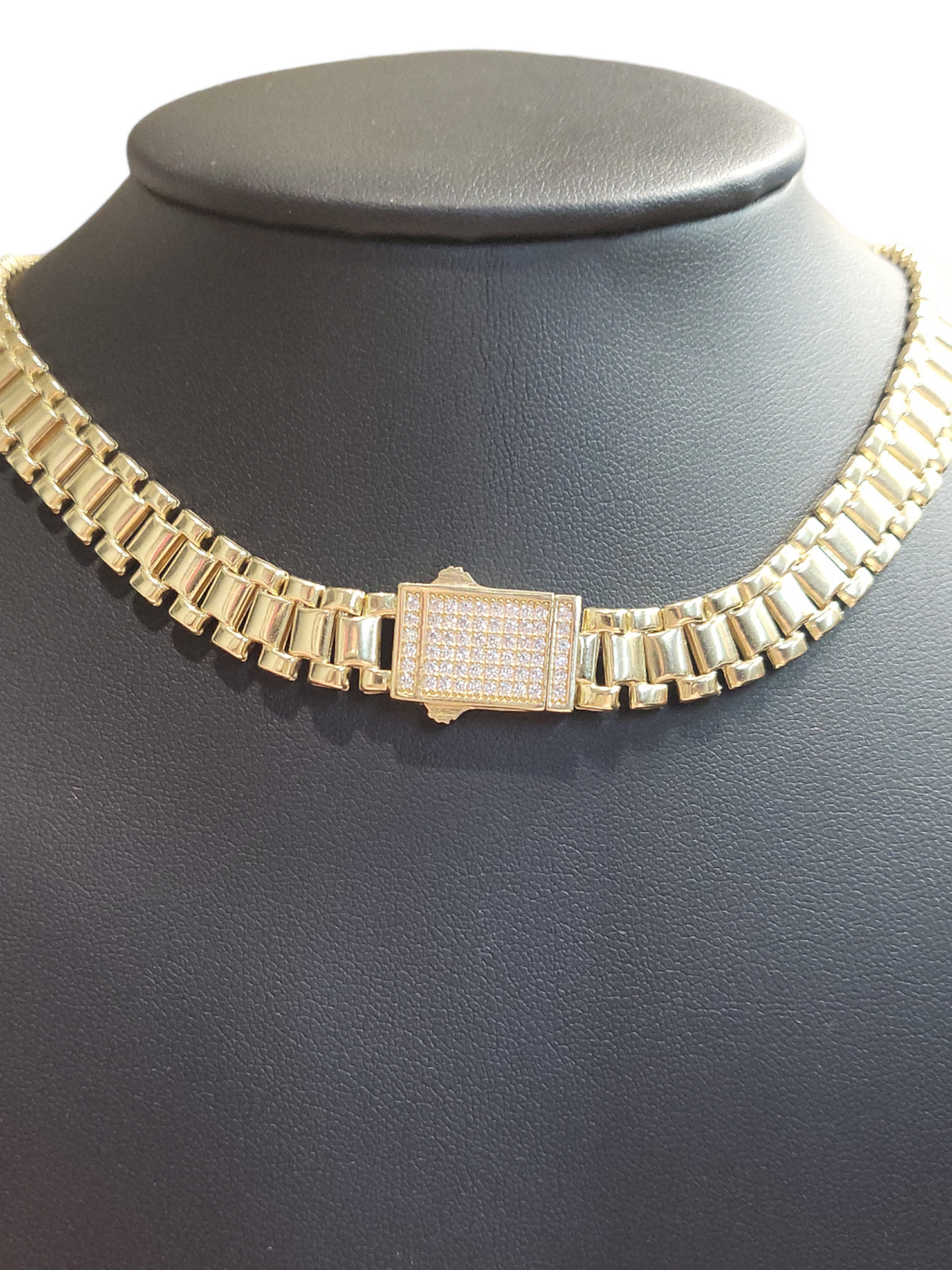 73/Chokers 14k