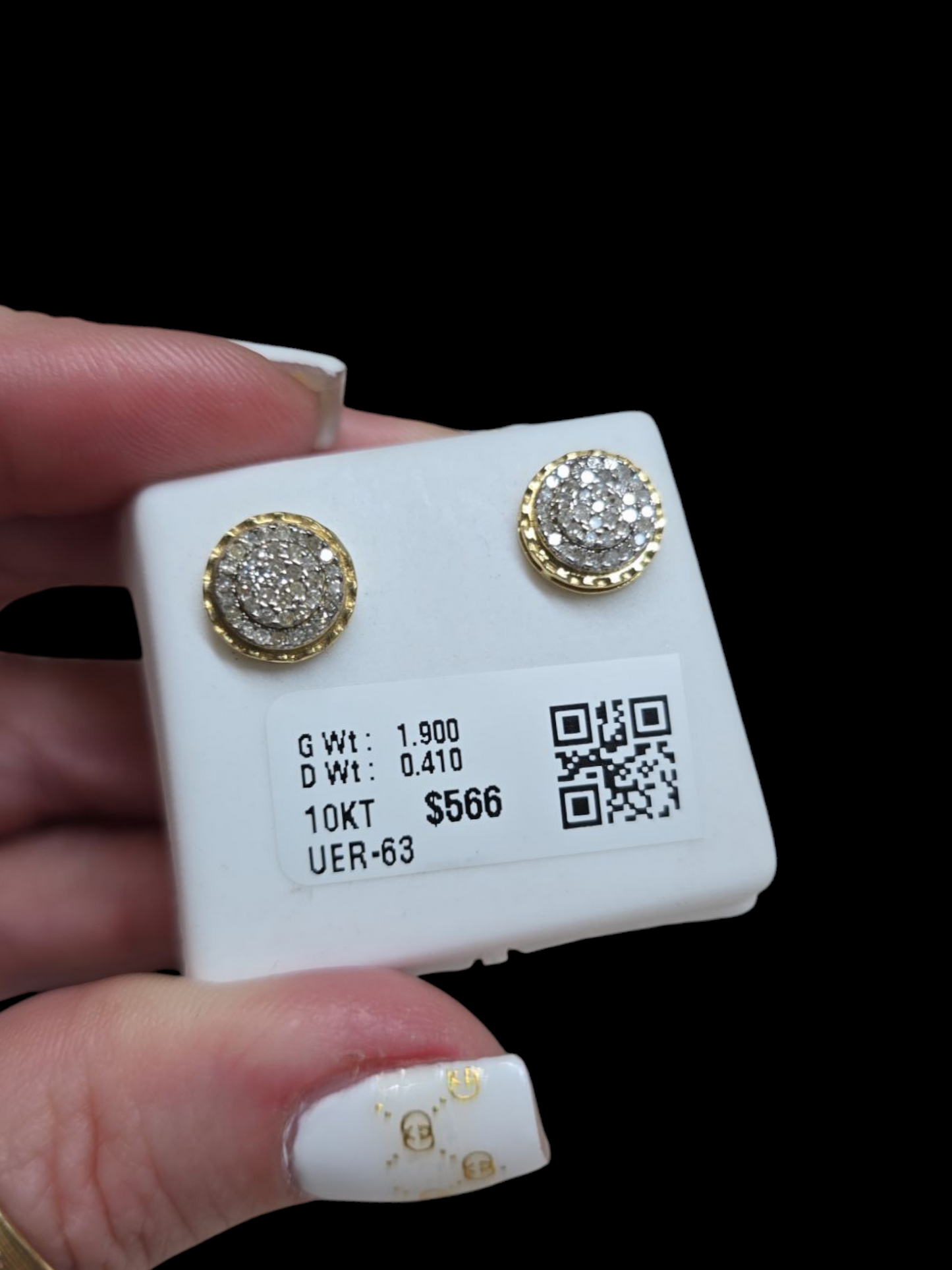32/Earrings 10k and Diamond