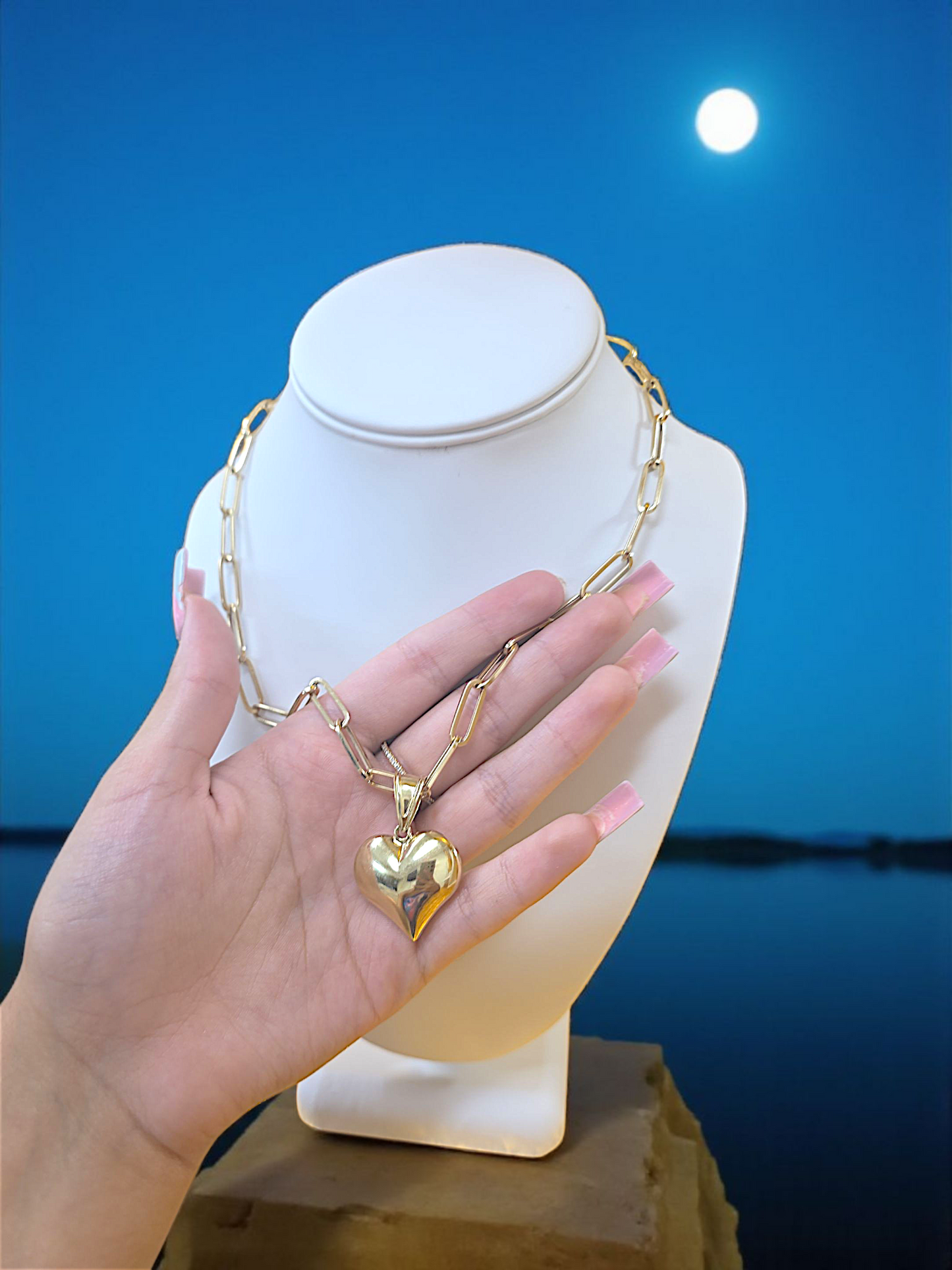 Necklace 14k with hearth 10k
