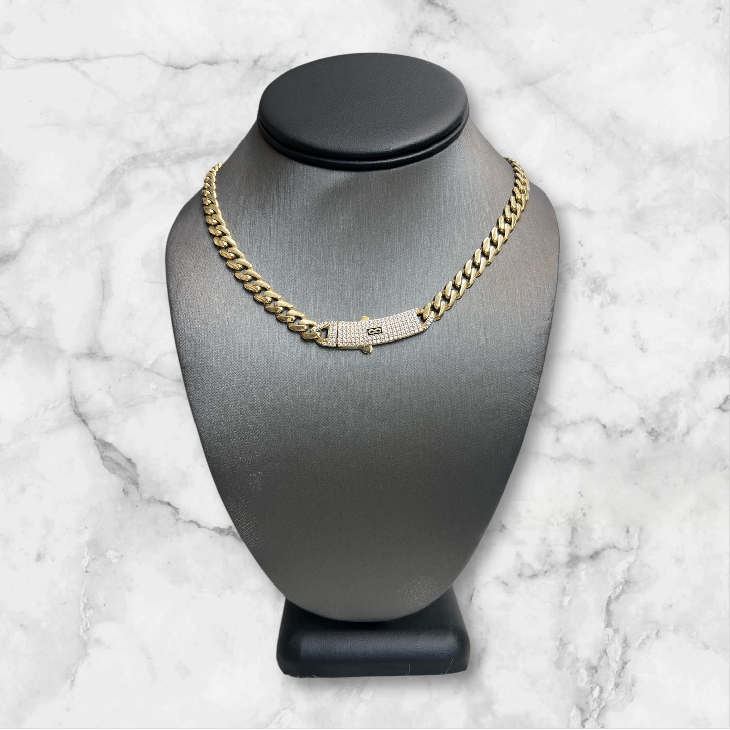 00/Necklaces 10k