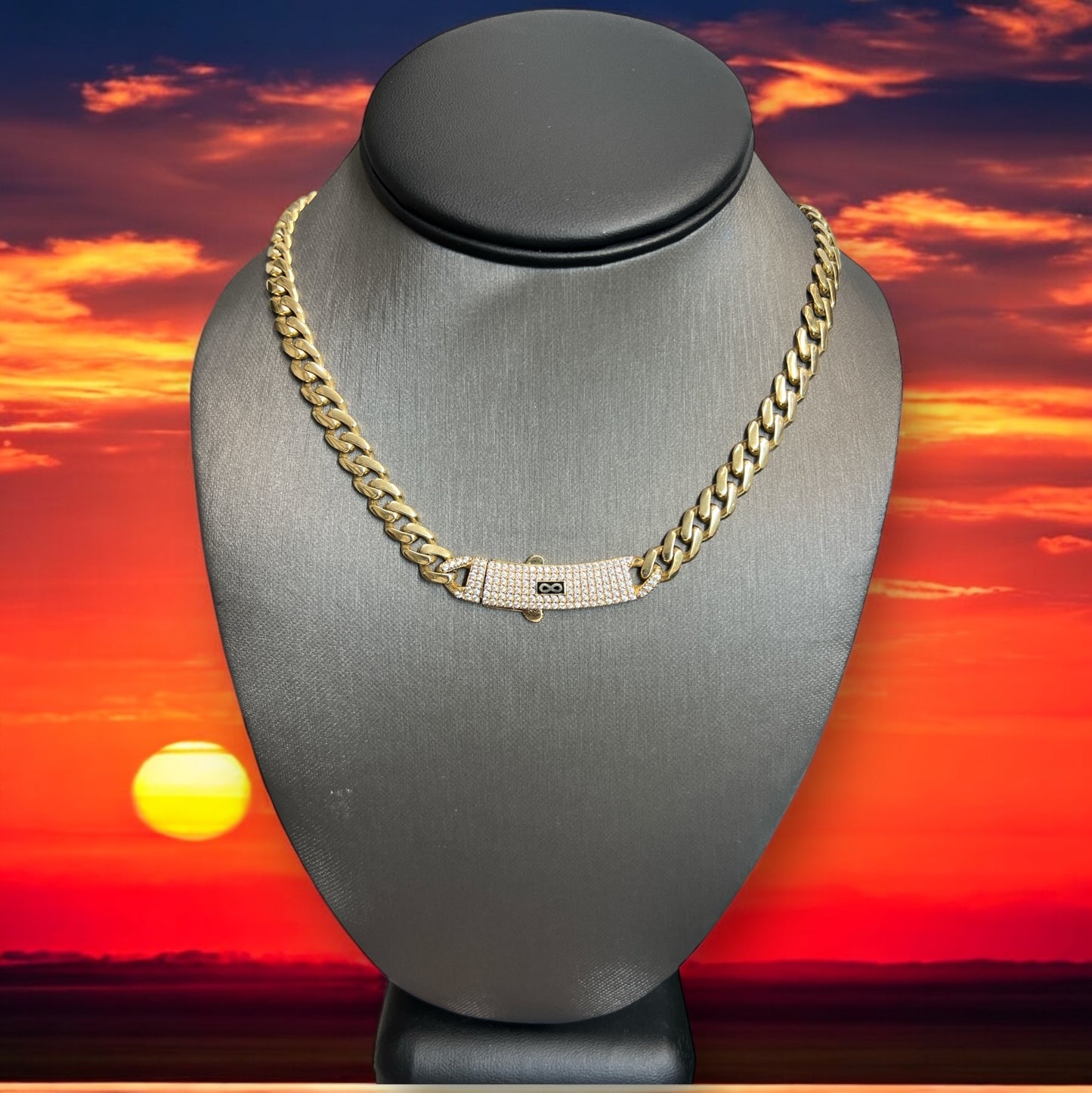 00/Necklaces 10k
