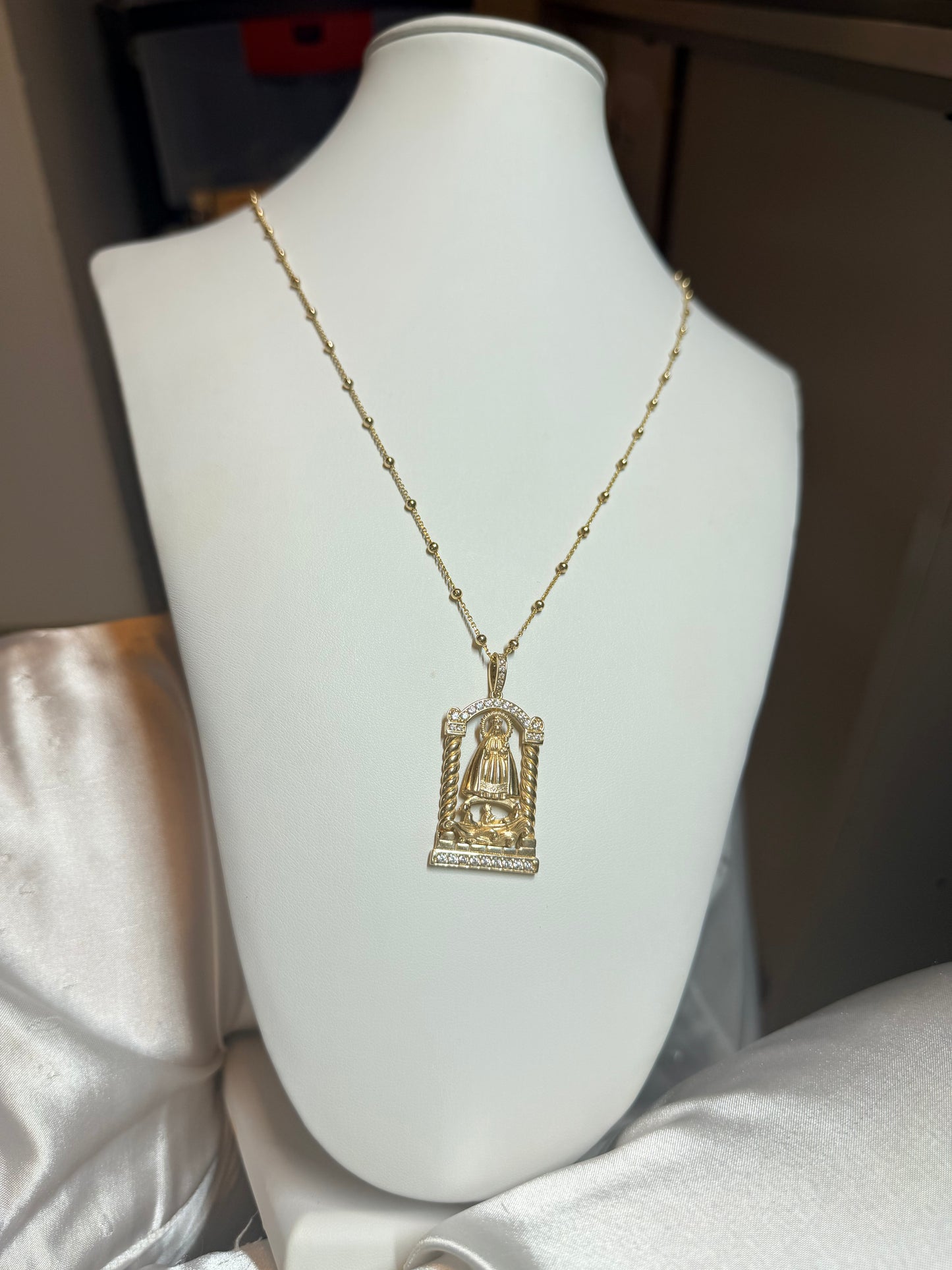 Necklace 10k