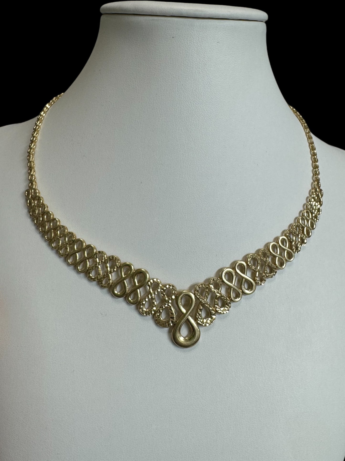 16/Chokers 14k