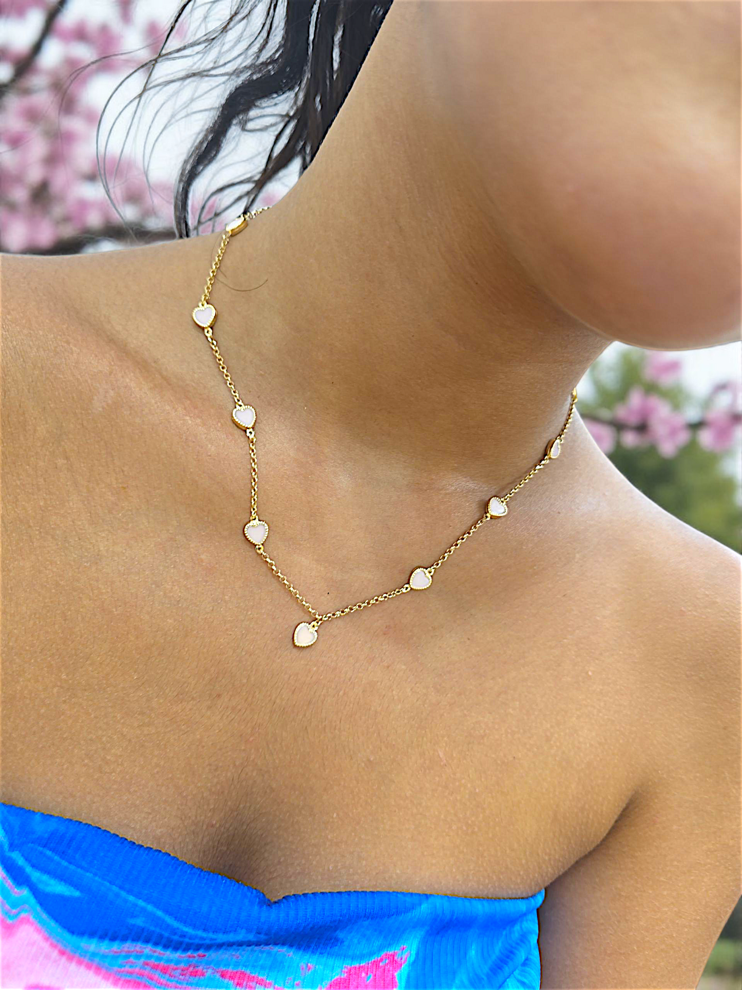 Necklace 14k with pink hearts